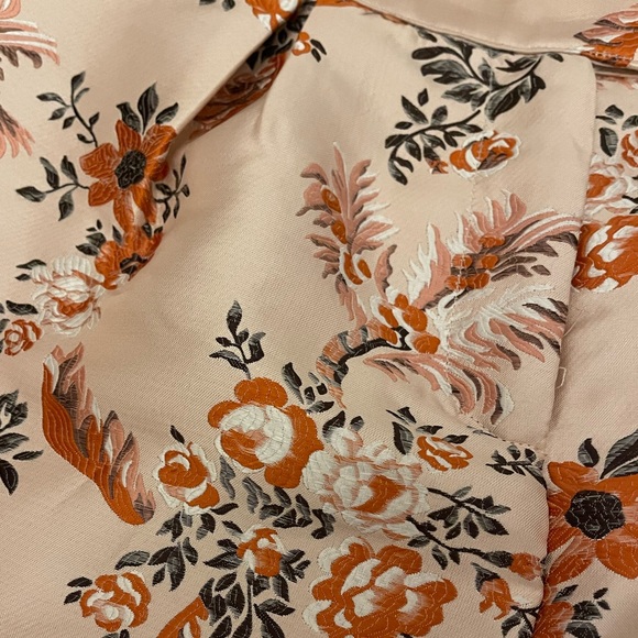 Endless Rose Floral Brocade Shorts 💕 - Picture 5 of 8